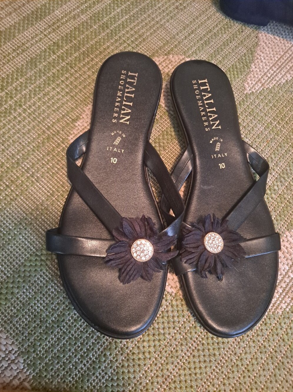 Italian Shoemakers Black Floral Slide Sandals with Blingy Rhinestone Center